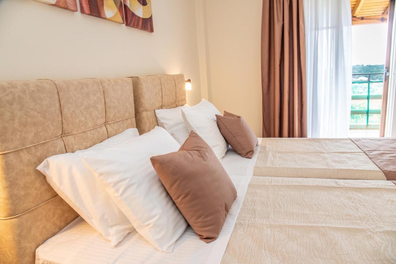 Eleonas Holiday Home Apartment Agios Stefanos Avliotes  Exterior foto